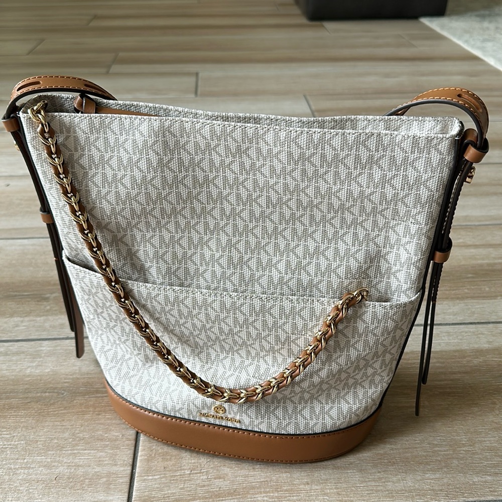 Michael Kors MK Camel Brown Leather, Gold Chain Purse, NWT
